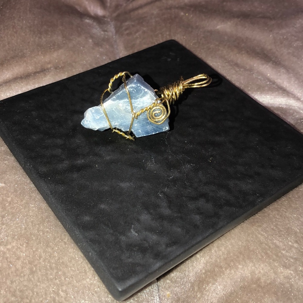 Free w/ purchase Wire wrapped crystals pendant